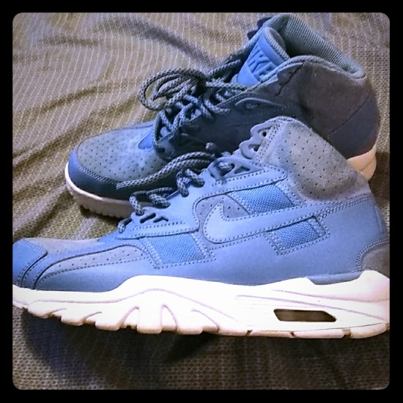 nike air trainer blue